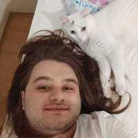 Enes K.