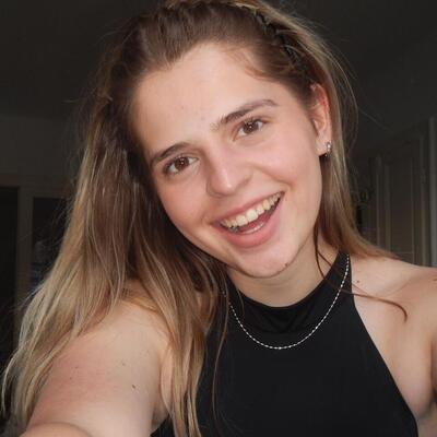 Mia