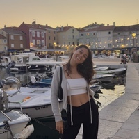 Marina E.
