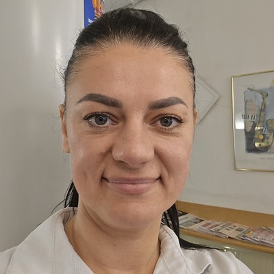 Nikolina G.